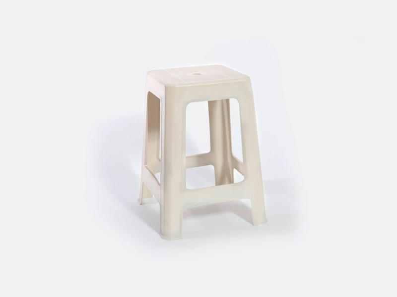 Banqueta plástica apilable - BLANCA
